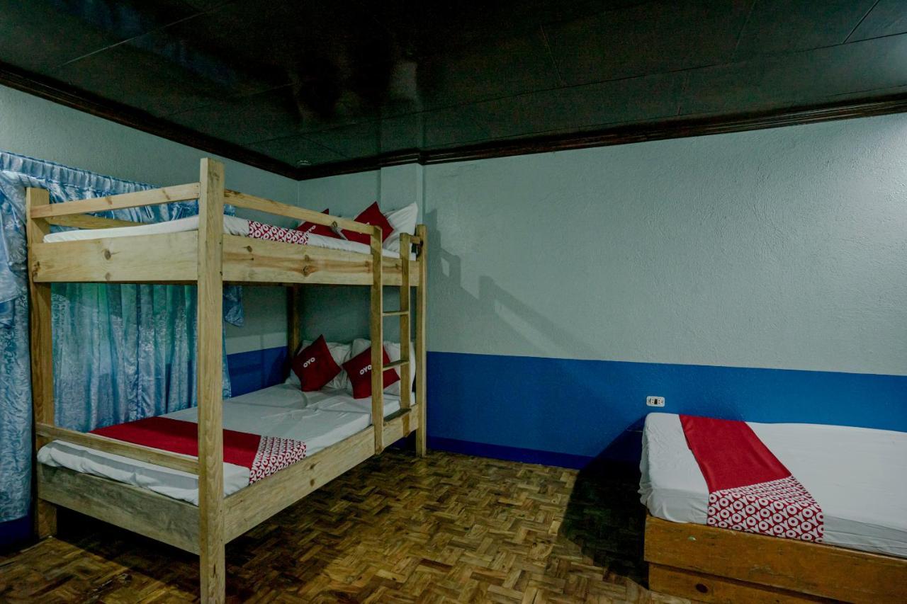 Oyo 760 Tiptop Vacation Homes Baguio City Exterior photo